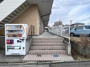 郡山駅 バス15分  第五中学校下車：停歩1分 1階の物件外観写真